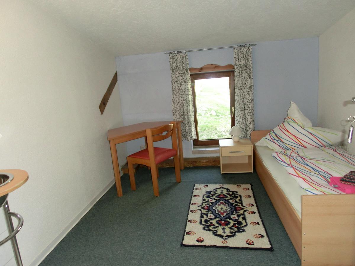 Domane Neu Gaarz Hostel Δωμάτιο φωτογραφία